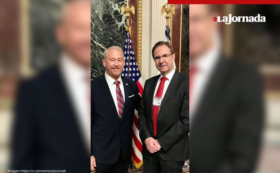 Ron Johnson, nuevo embajador de EU en México, y Esteban Moctezuma, embajador de México en EU